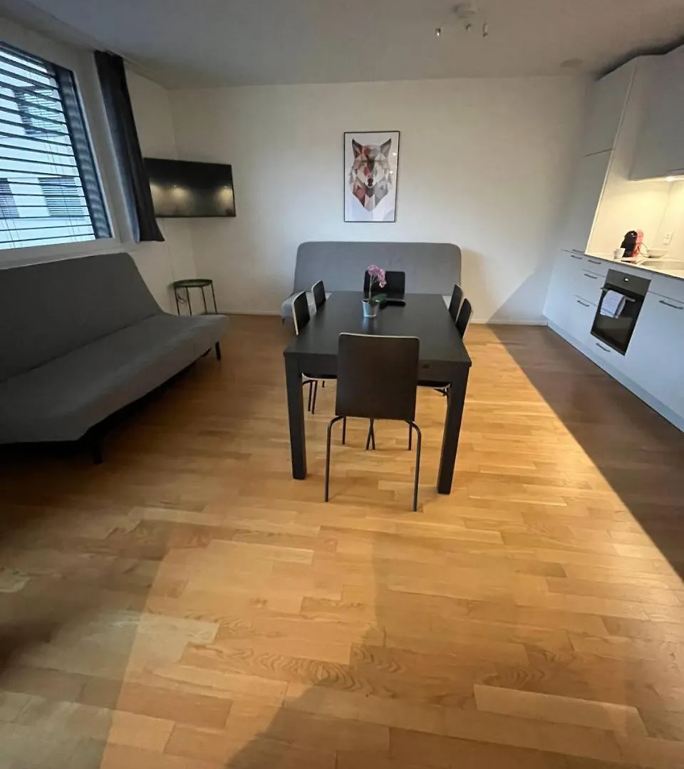 kontakty Esc Comfort Studio 2 Bed